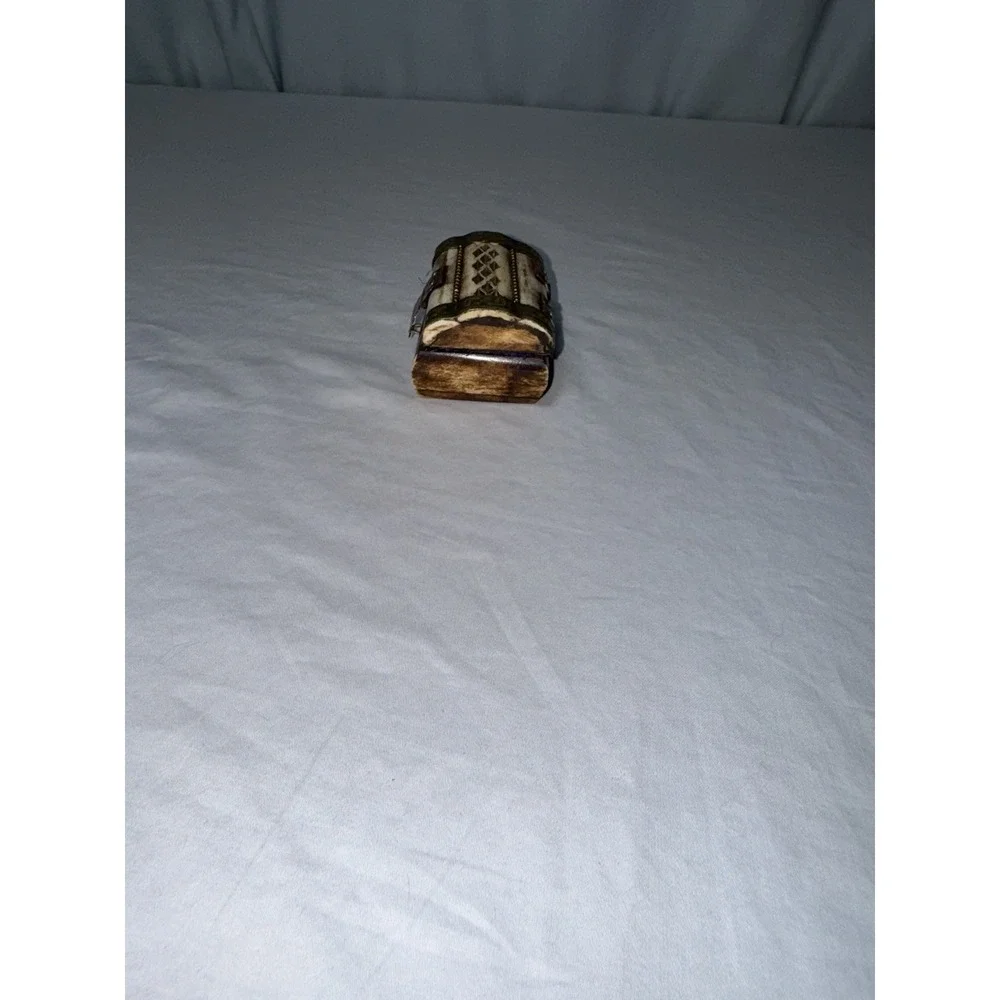 Vintage Bone and Brass Trinket Box Felt Lining India Jewelry Trinket Storage